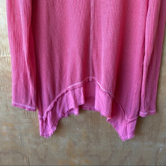 XCVI Assymetrical long Sleeve Hot Pink Mesh Blouse V neck Top - Picture 6 of 11